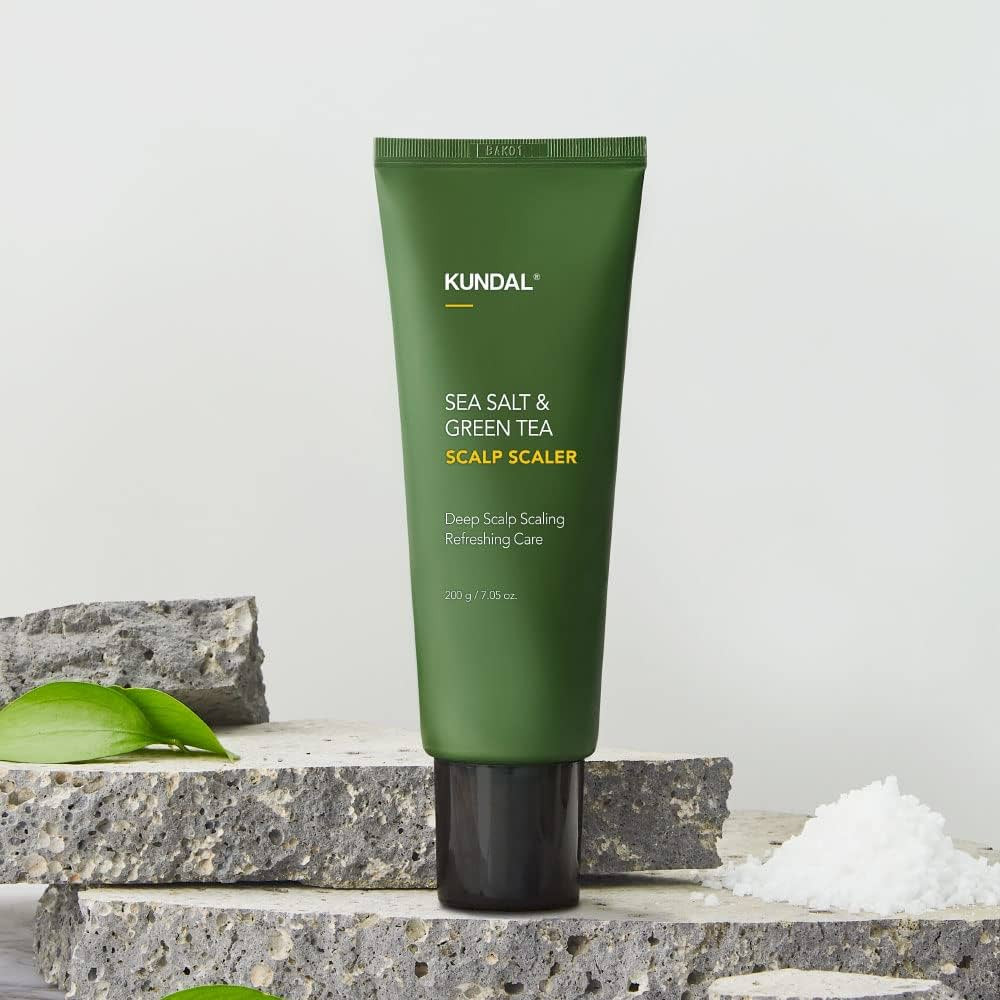 Kundal Sea Salt & Green Tea Scalp Scaler 200g exfoliating and purifying scalp treatment